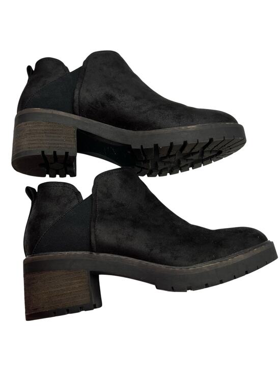 Crown Vintage Shoes - Crown Vintage Chelsea Size 11 Chunky Heel Ankle Boots Booties Black Slip On